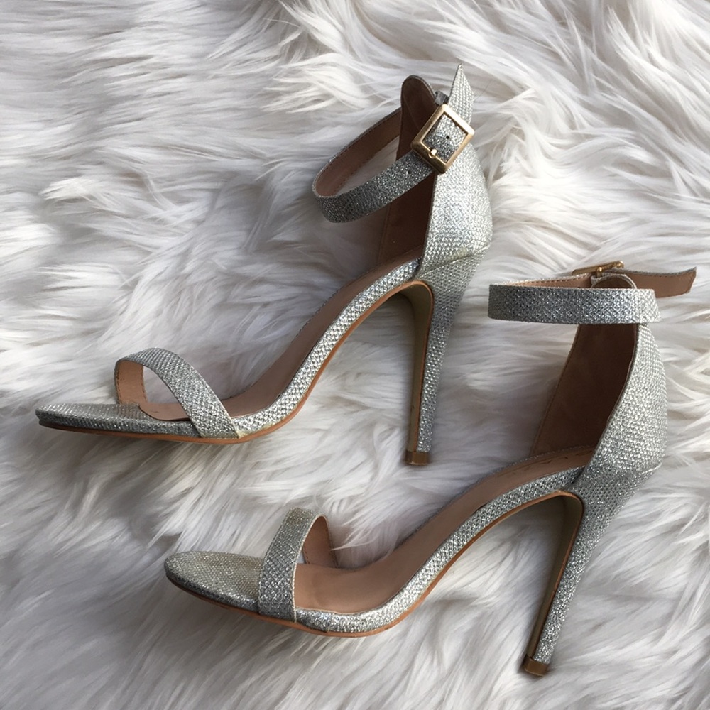 Silver sexy beautiful heels
